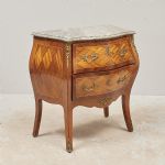 1576 3055 CHEST OF DRAWERS